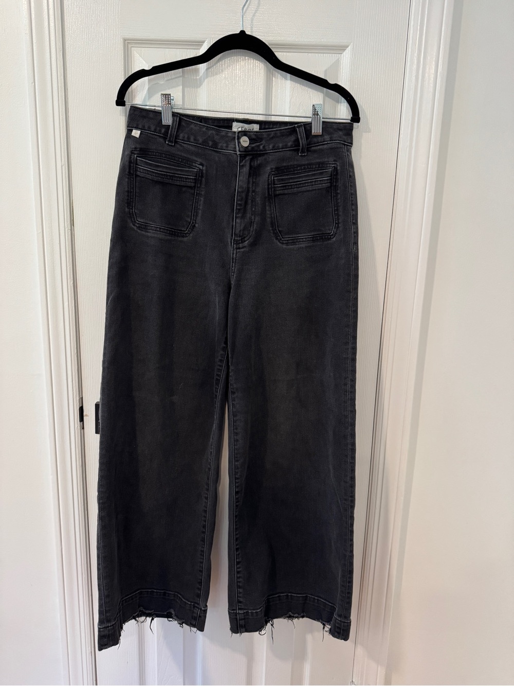 Black Jeans Wide Leg Raw Hem Jeans – Size 9/29